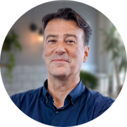 Tobias Flores - Head of Sales